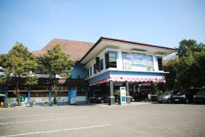 Gedung Utama R.I. Muljanto Fakultas Ilmu Budaya Universitas Sebelas Maret