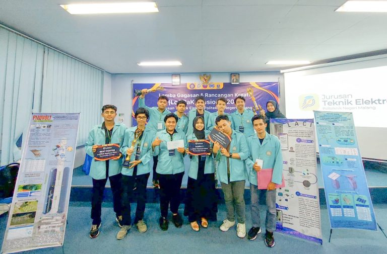 Foto Bersama Tim BASKARA ESRC Teknik Elektro UNS