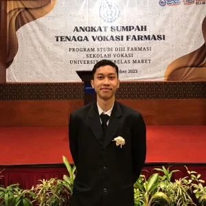 Adi Nugroho, A.Md.Farm