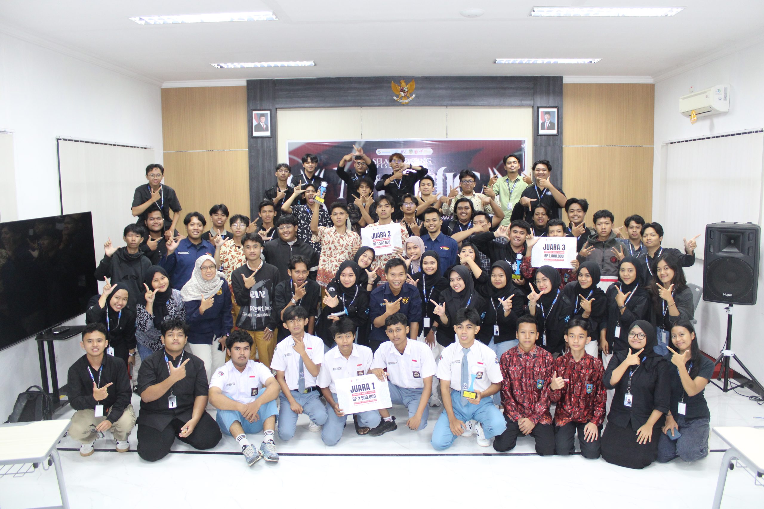 The Diploma 3 Informatics Engineering Study Program of the UNS ...